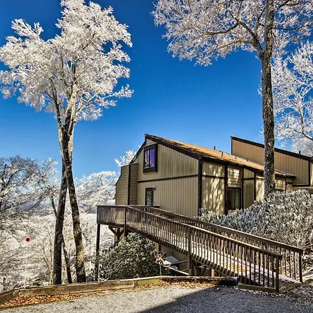 Beautiful Beech Mountain Condo With Private Balcony!